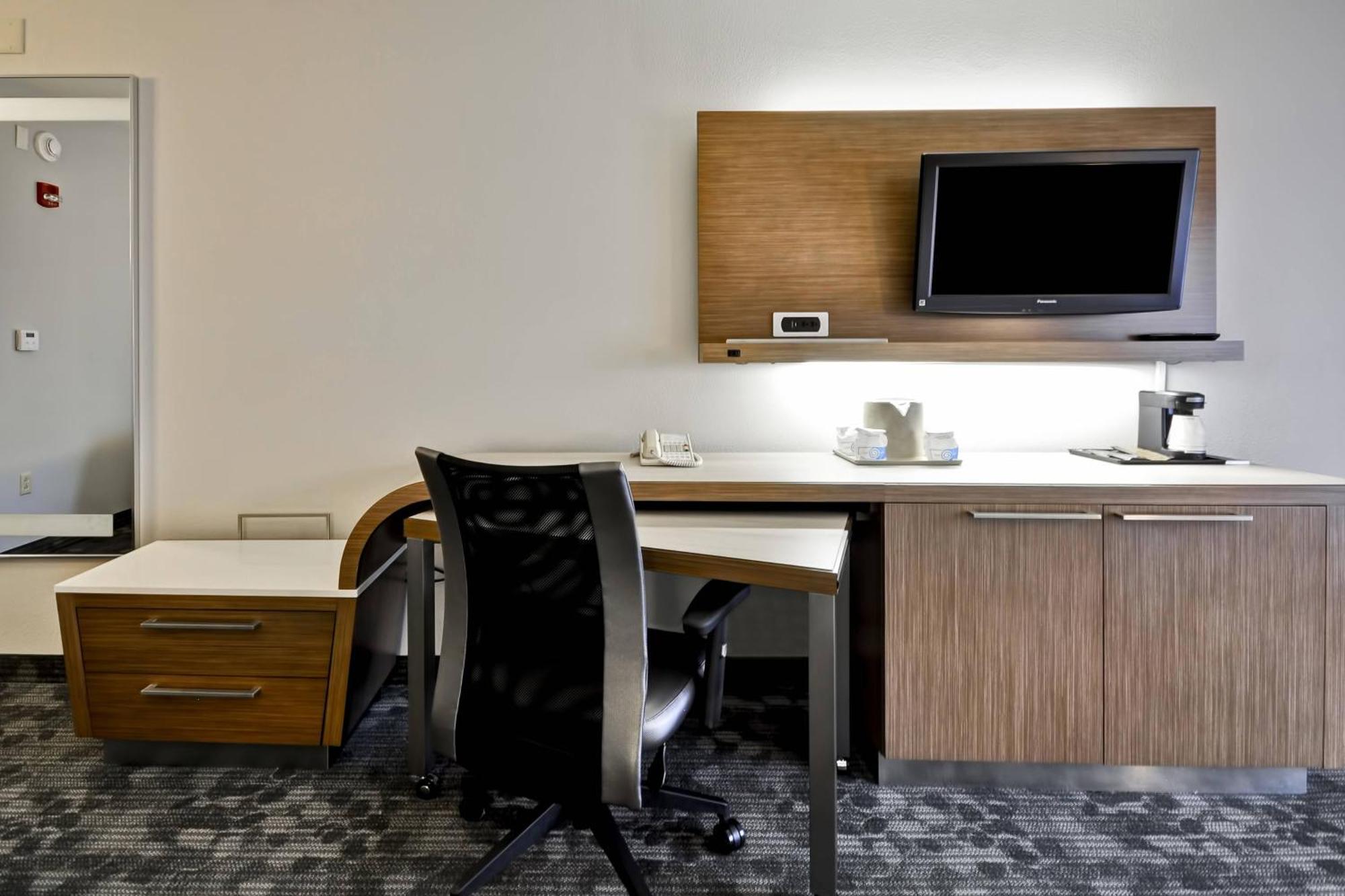 Courtyard By Marriott Dalton Hotel Exterior foto